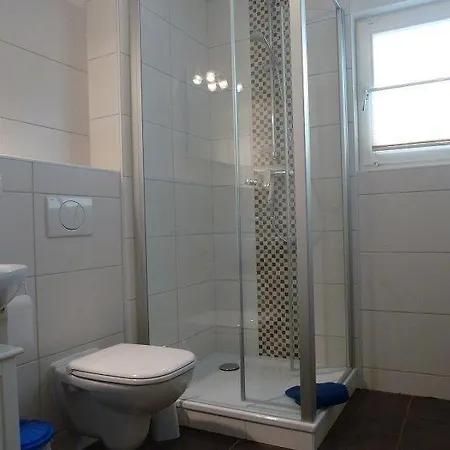 Fewo-5-0-s-ferienwohnung-in-graal-mueritz